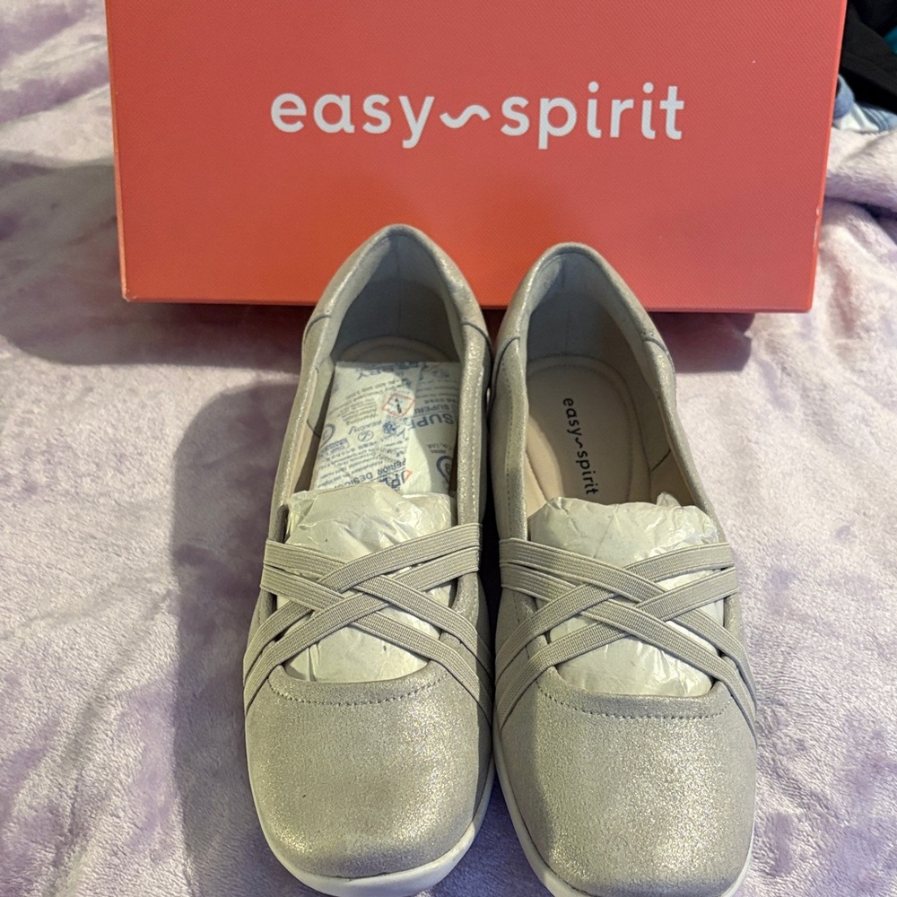 Easy Spirit Women's Silver Flats